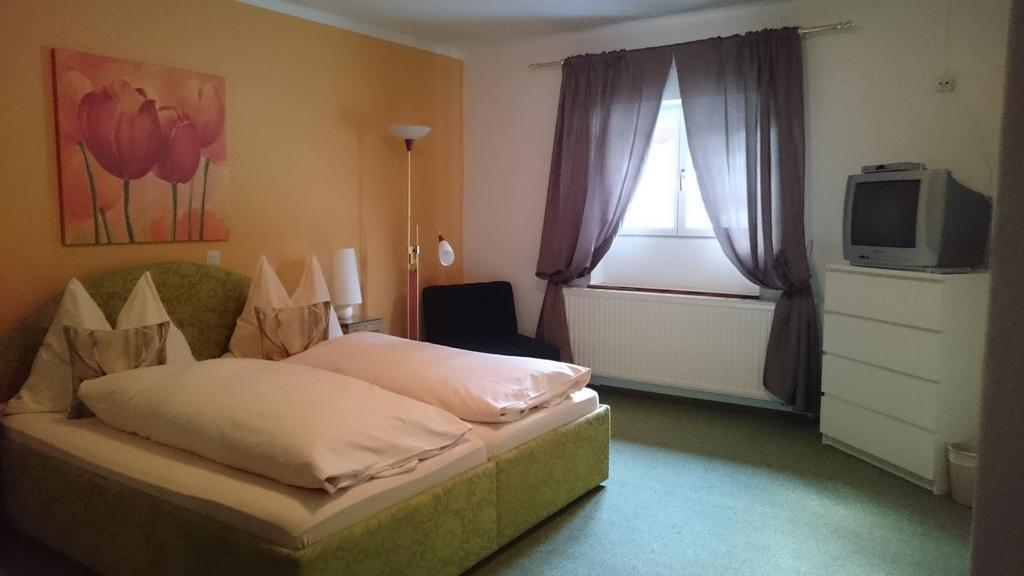 Gasthof Krisplwirt Hotell Rum bild
